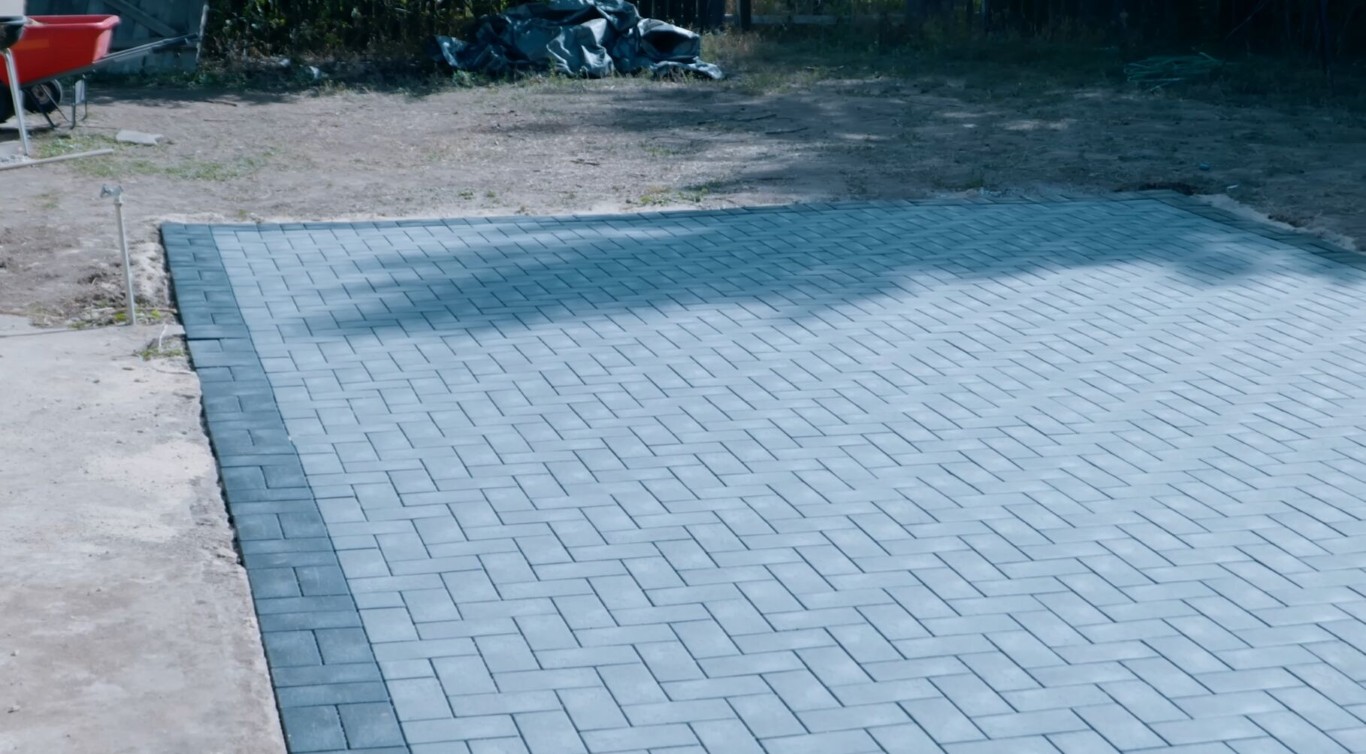 Concrete Pool Decks service by concrete contractor in Florence-Graham, CA